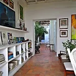 Casa Cruz Colonial